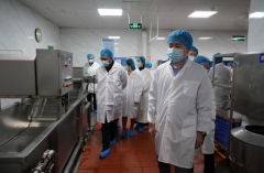 <b><b>市汉江尝试学校开展校园餐专项整治暨家长日勾</b></b>